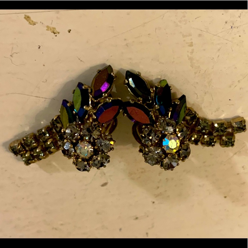 *Signed* Vintage Triad Earrings